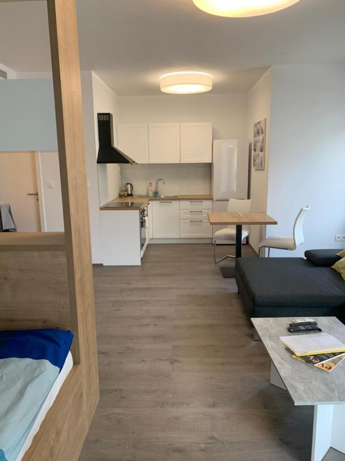 Greenbay Golf Apartments Тренчин Екстер'єр фото