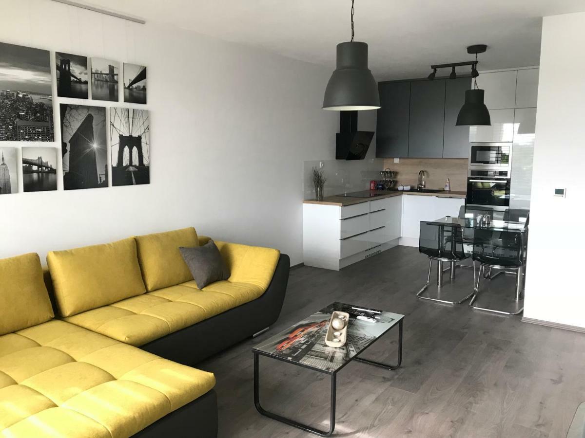 Greenbay Golf Apartments Тренчин Екстер'єр фото