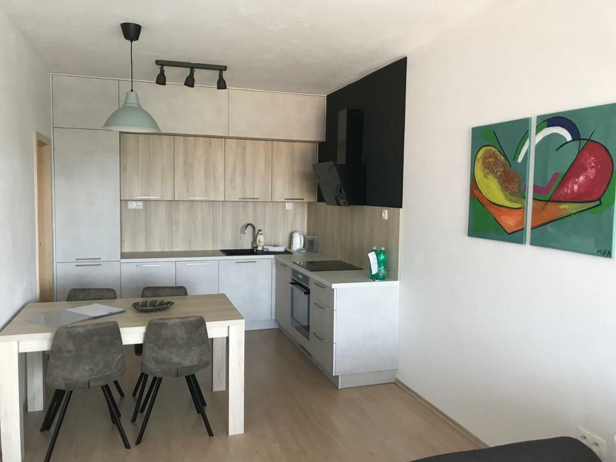 Greenbay Golf Apartments Тренчин Екстер'єр фото